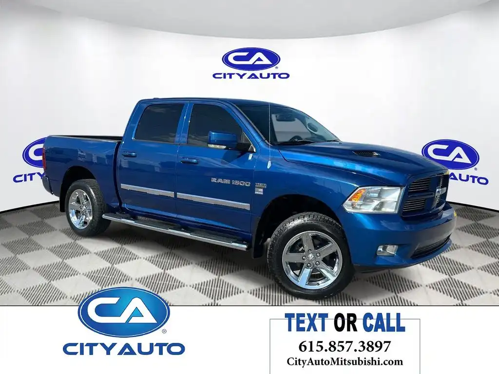2011 RAM 1500 Sport 4x4 Crew Cab's photo