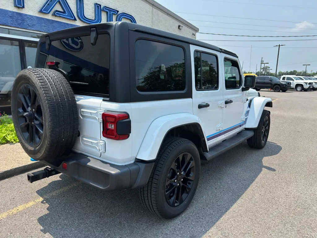 2023 Jeep Wrangler 4xe Sahara 4XE photo 4