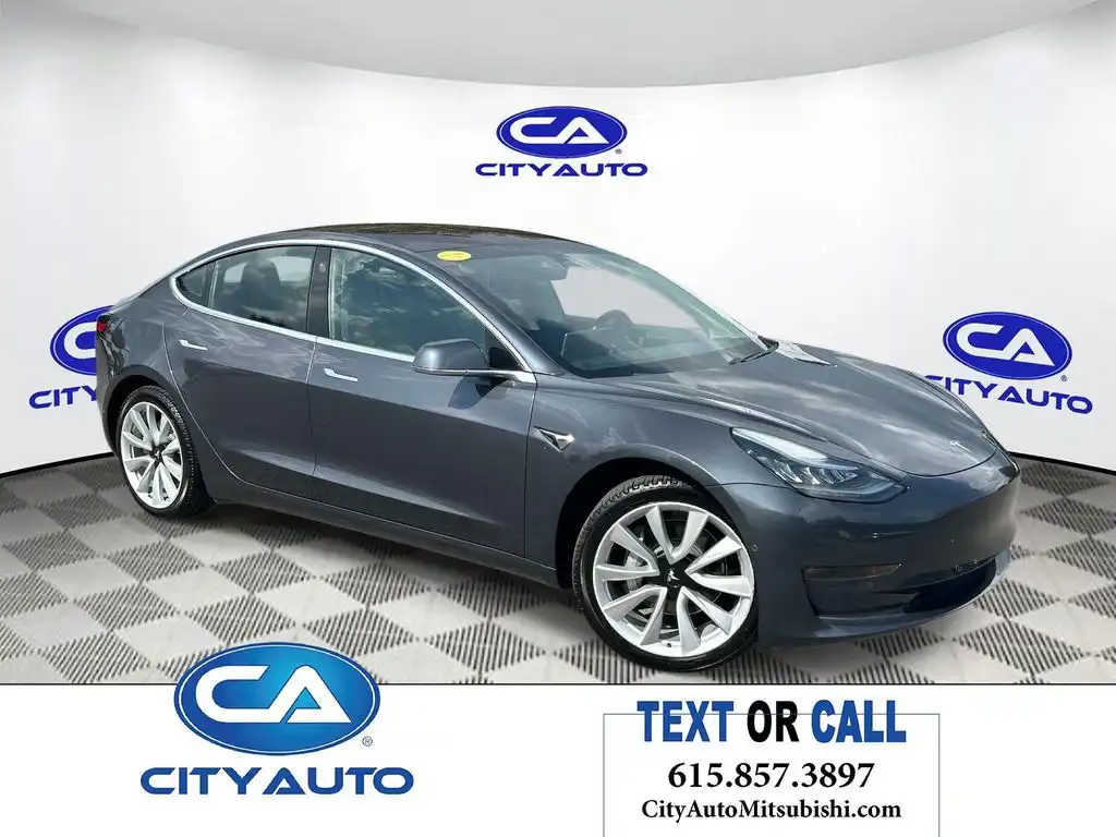 2018 Tesla Model 3 Base's photo