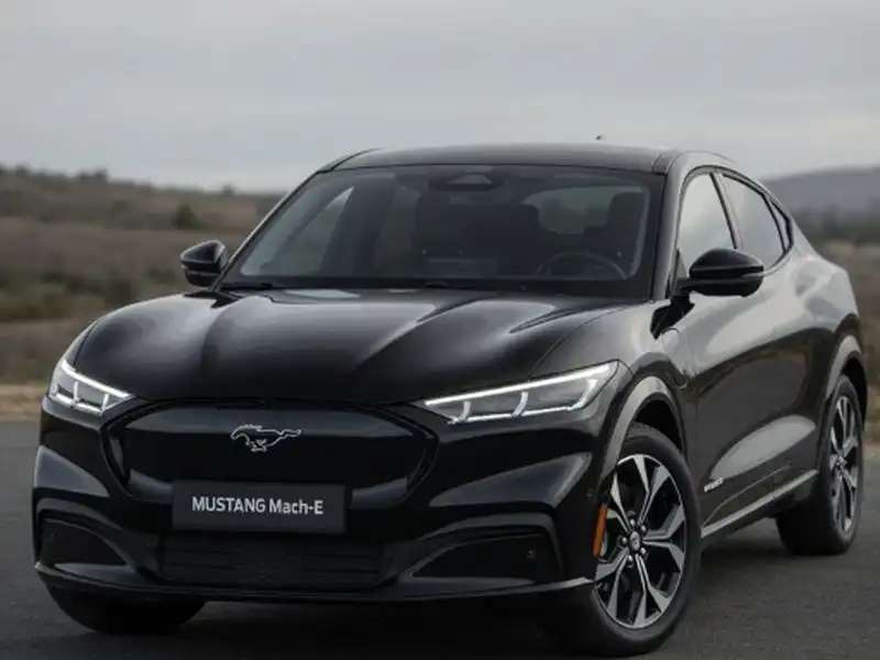 2021 Ford Mustang-Mach-e Select's photo