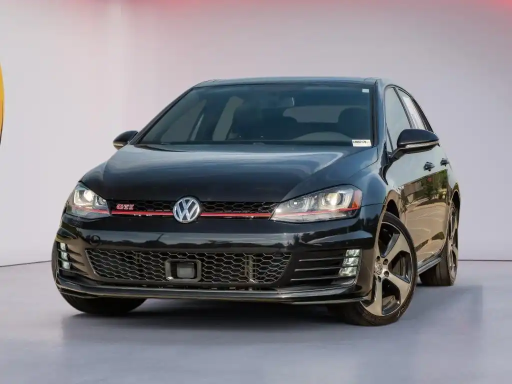 2017 Volkswagen Golf GTI 2.0T Autobahn w/Performance 4-door's photo
