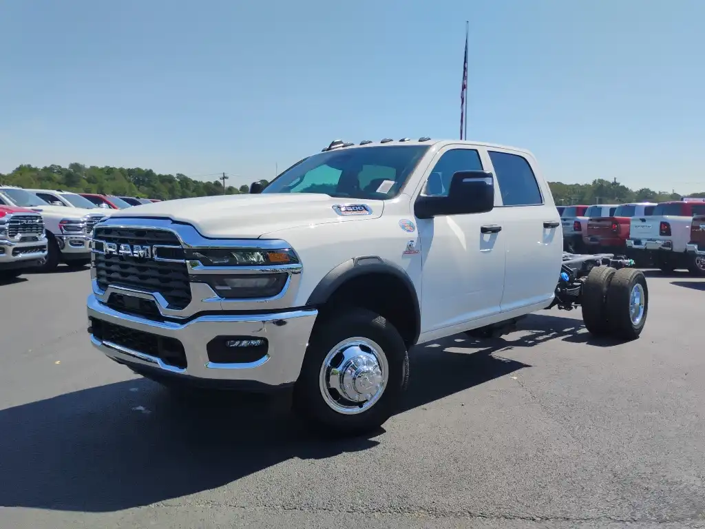 2026 RAM 3500 Tradesman 4WD Crew Cab's photo