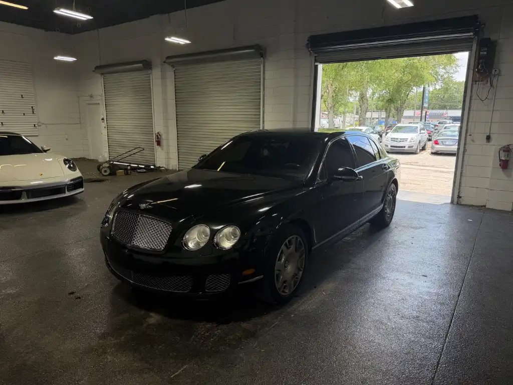 2010 Bentley Flying Spur Base's photo