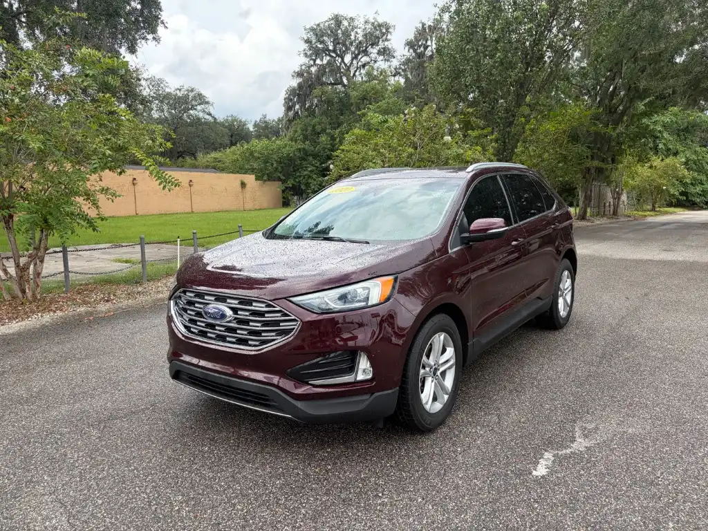 2020 Ford Edge SEL's photo