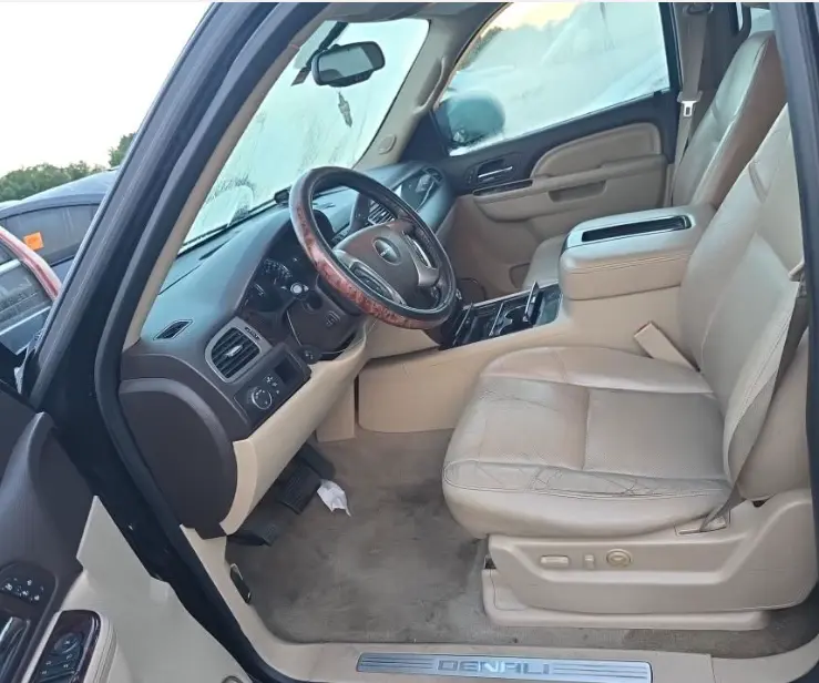 2013 GMC Yukon Denali AWD photo 5