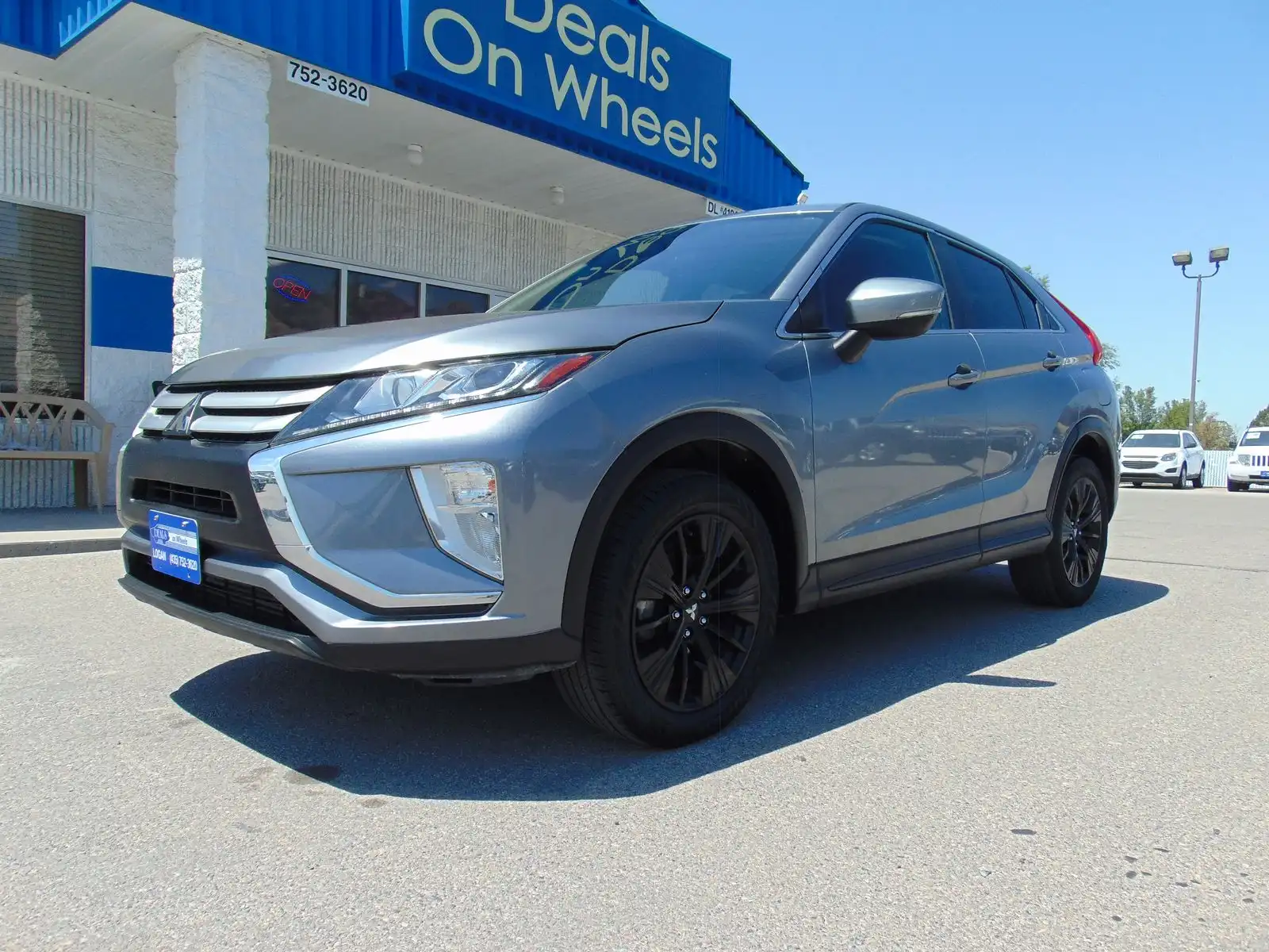 2020 Mitsubishi Eclipse Cross ES S-AWC's photo