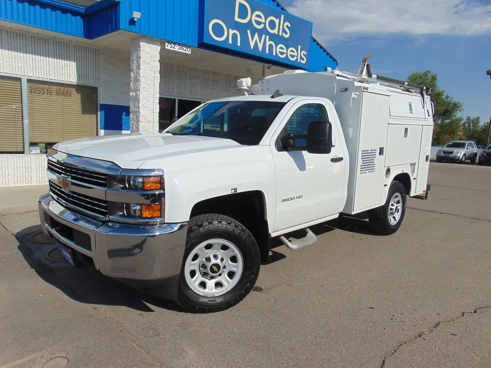 2017 Chevrolet Silverado HD WT 4WD Regular Cab 137.5" WB's photo