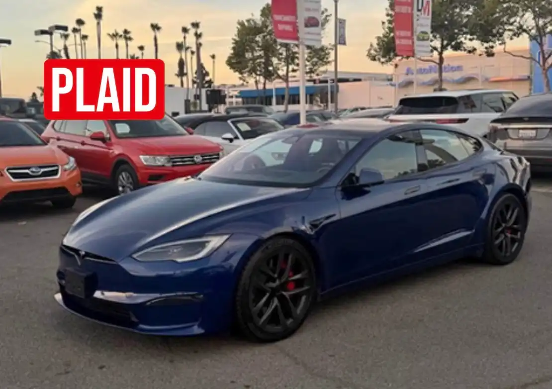 2025 Tesla Model S Plaid's photo