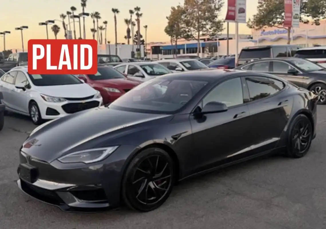 2026 Tesla Model S Plaid's photo