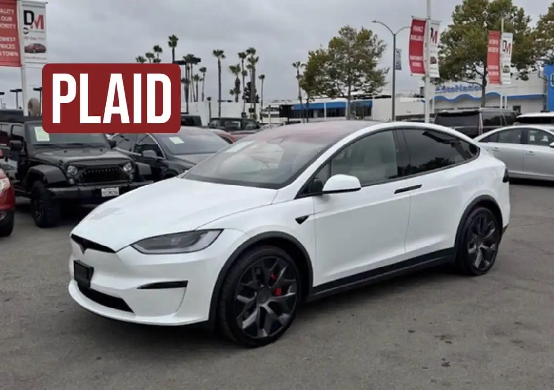 2026 Tesla Model X Plaid's photo