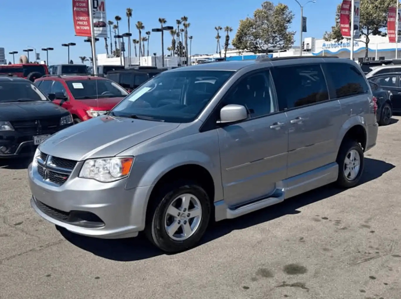 2013 Dodge Grand Caravan SXT's photo