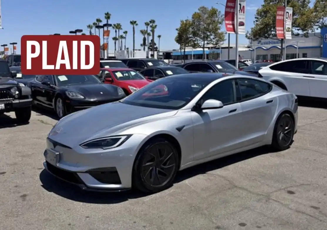 2026 Tesla Model S Plaid's photo