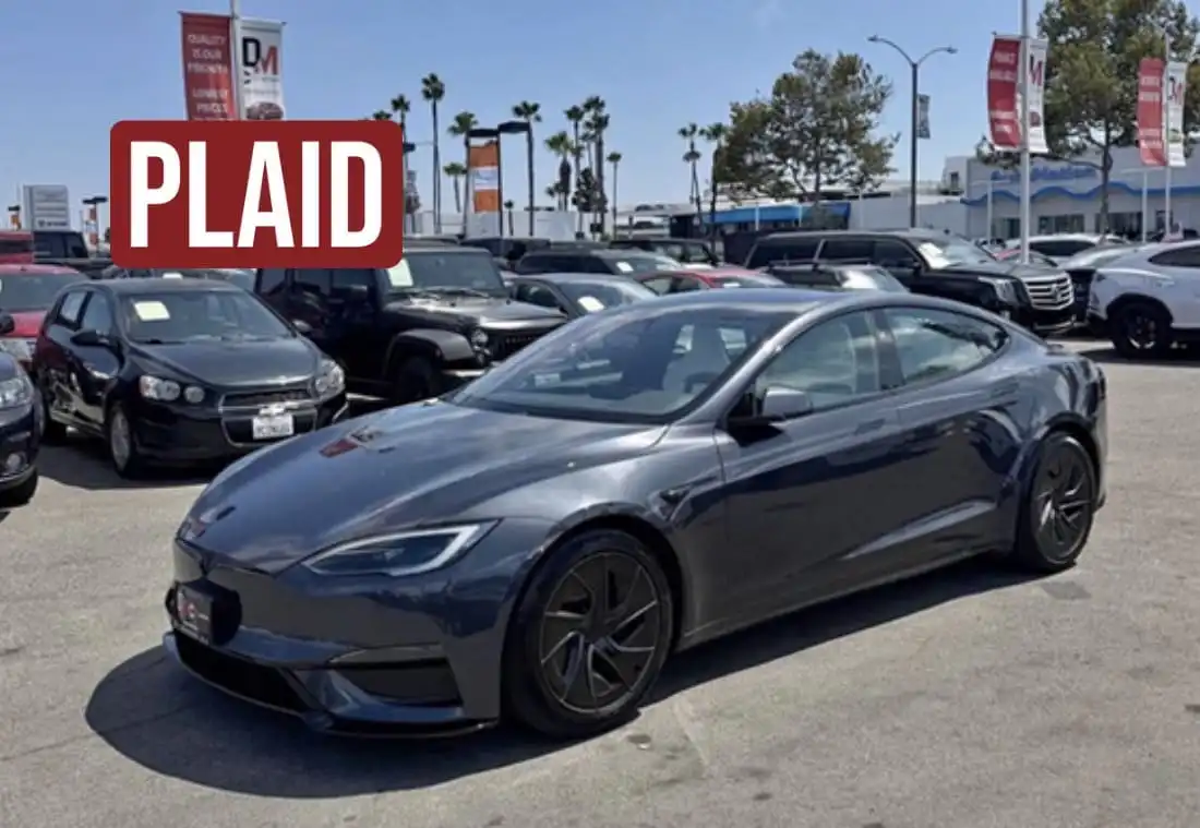 2026 Tesla Model S Plaid's photo