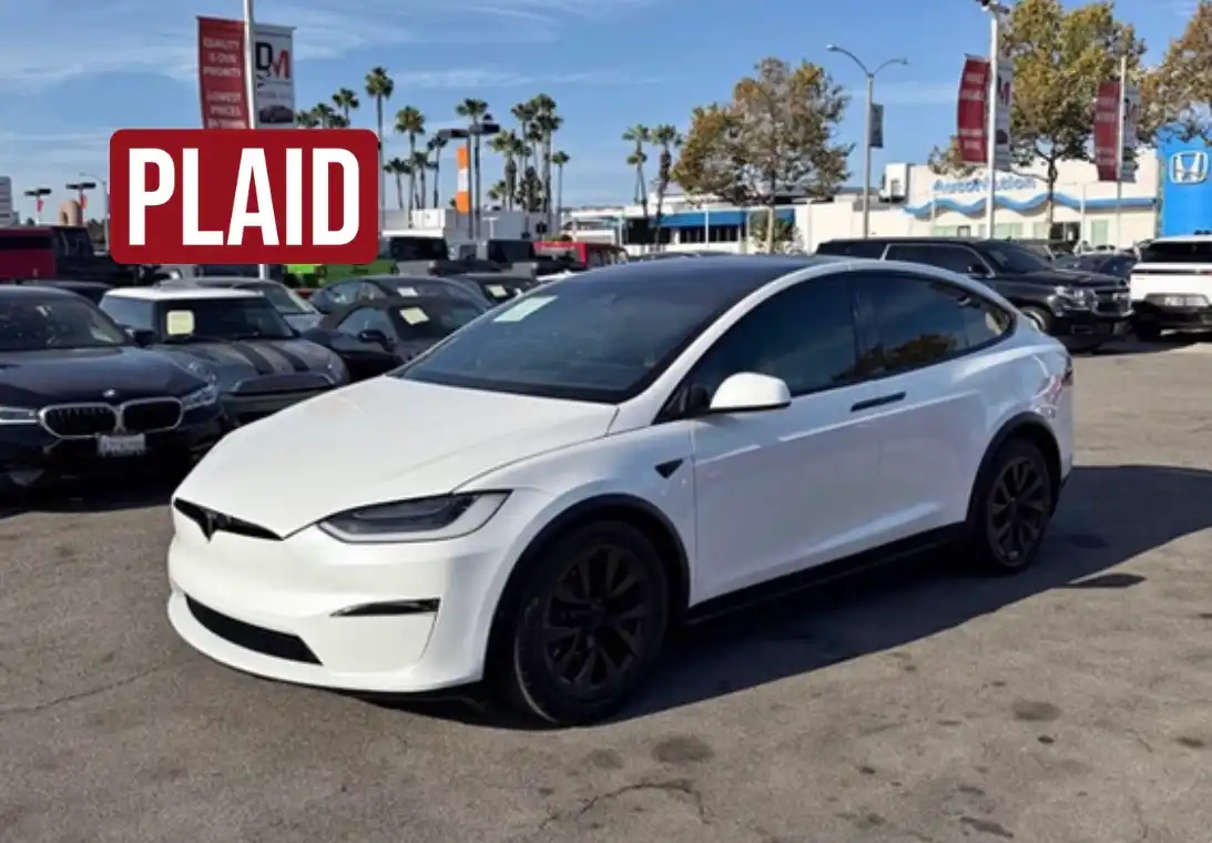 2022 Tesla Model X Plaid's photo