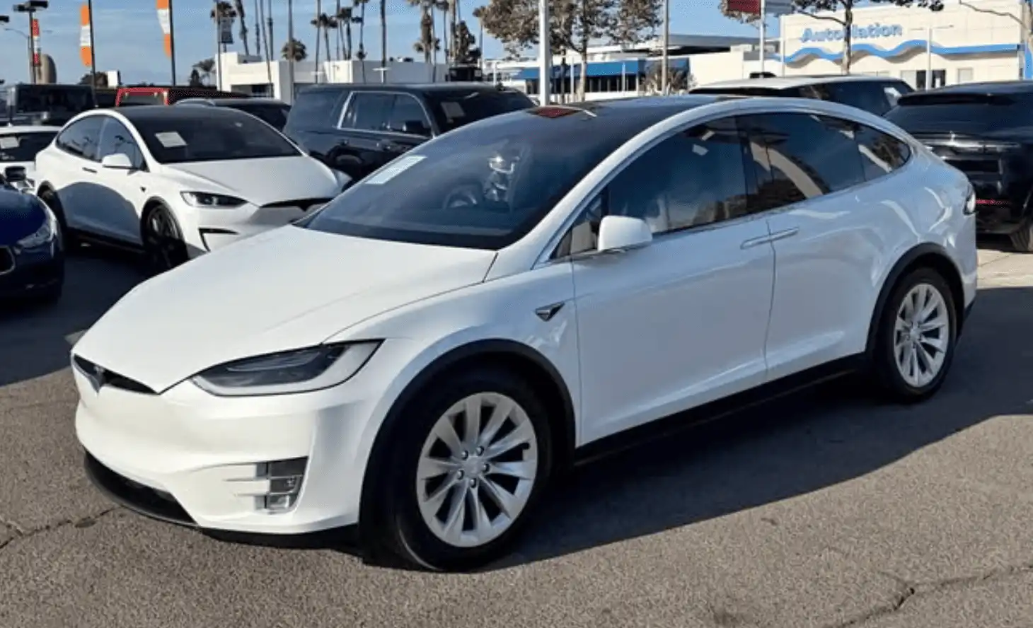 2018 Tesla Model X's photo