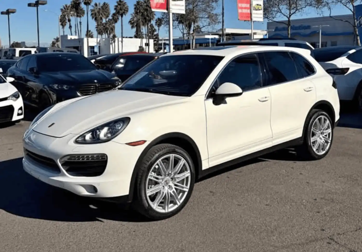 2011 Porsche Cayenne S's photo