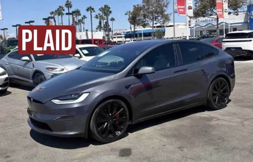 2023 Tesla Model X Plaid's photo