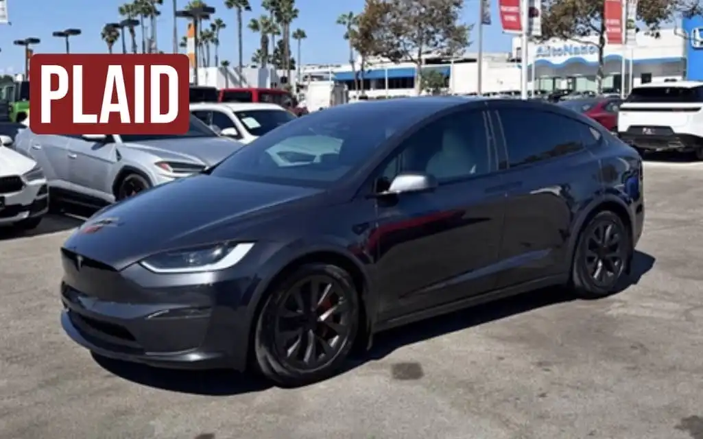 2025 Tesla Model X Plaid's photo