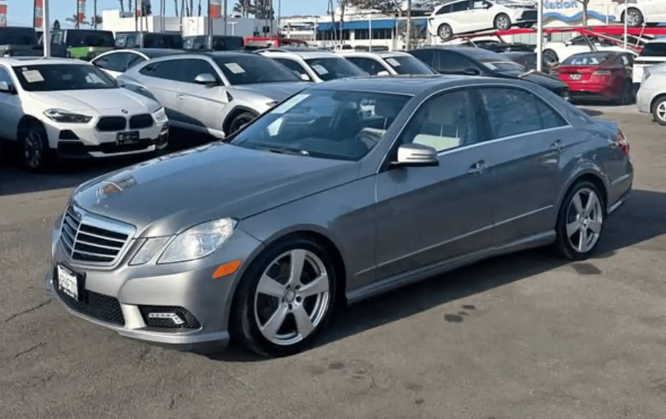 2011 Mercedes-Benz E-Class E350 Sport's photo