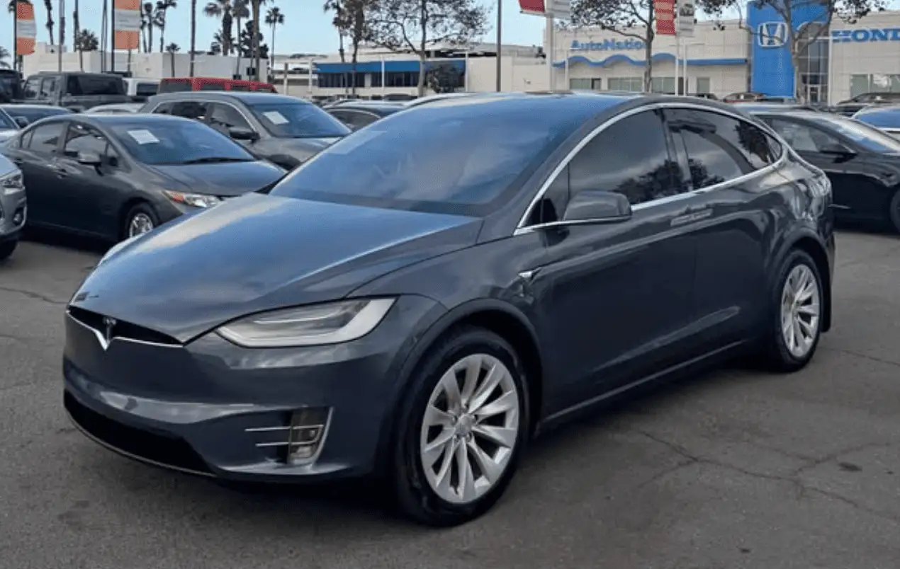 2020 Tesla Model X Long Range Plus photo 1