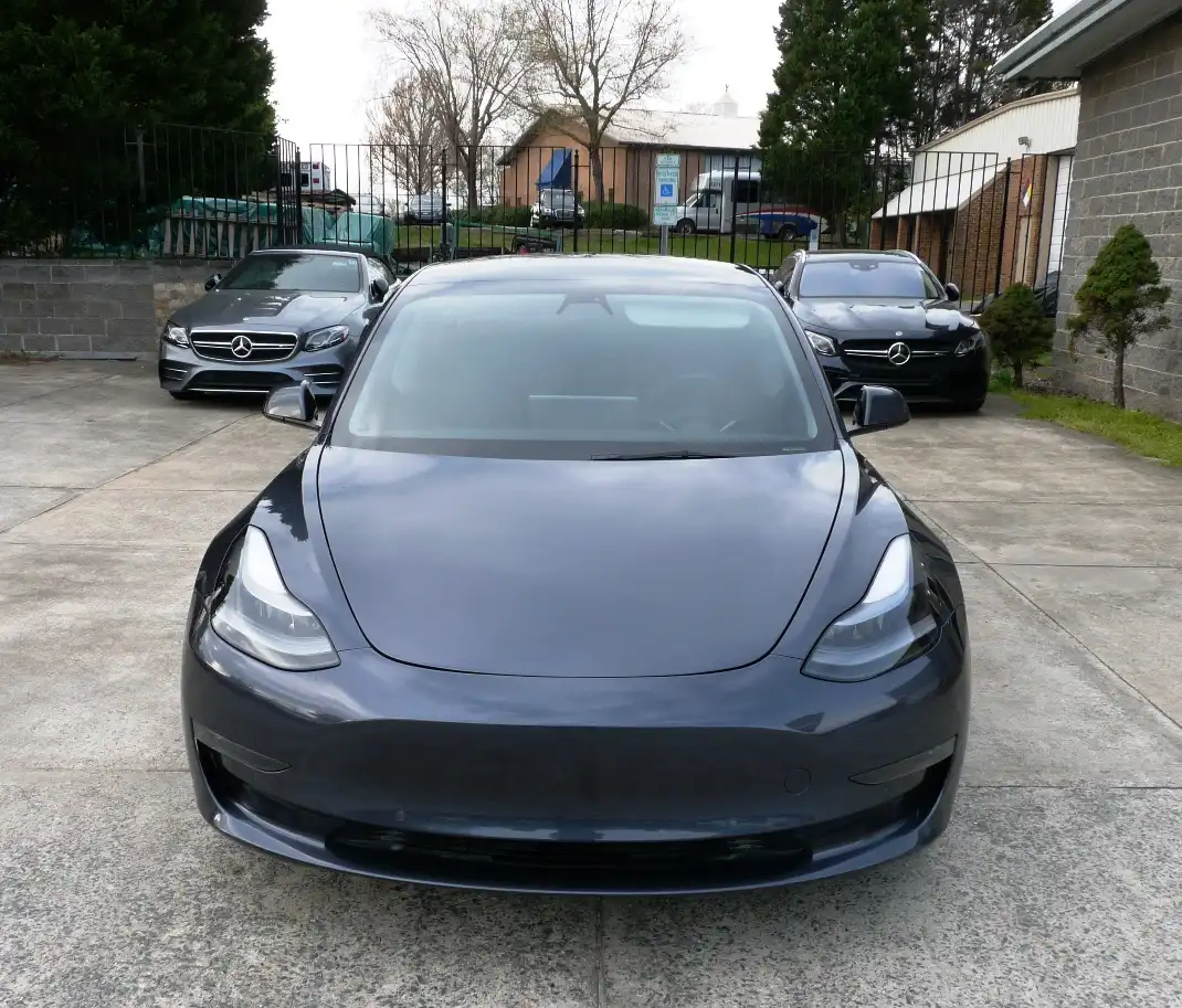2022 Tesla Model 3 Long Range Dual Motor All-Wheel Drive's photo
