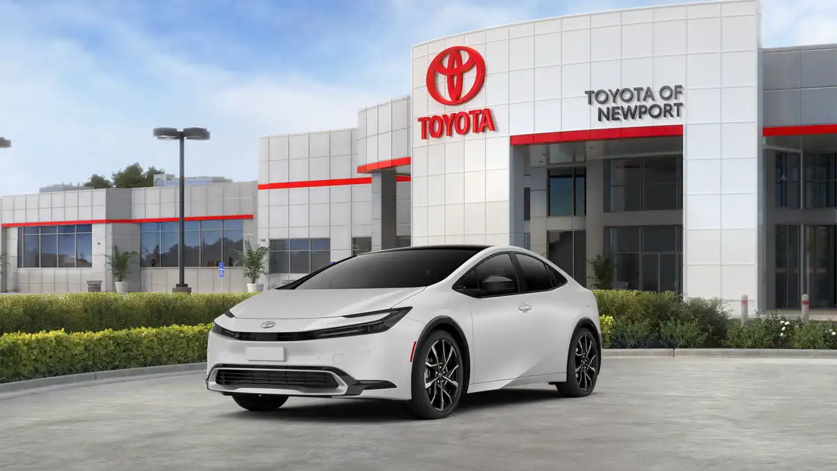 2027 Toyota Prius XSE's photo