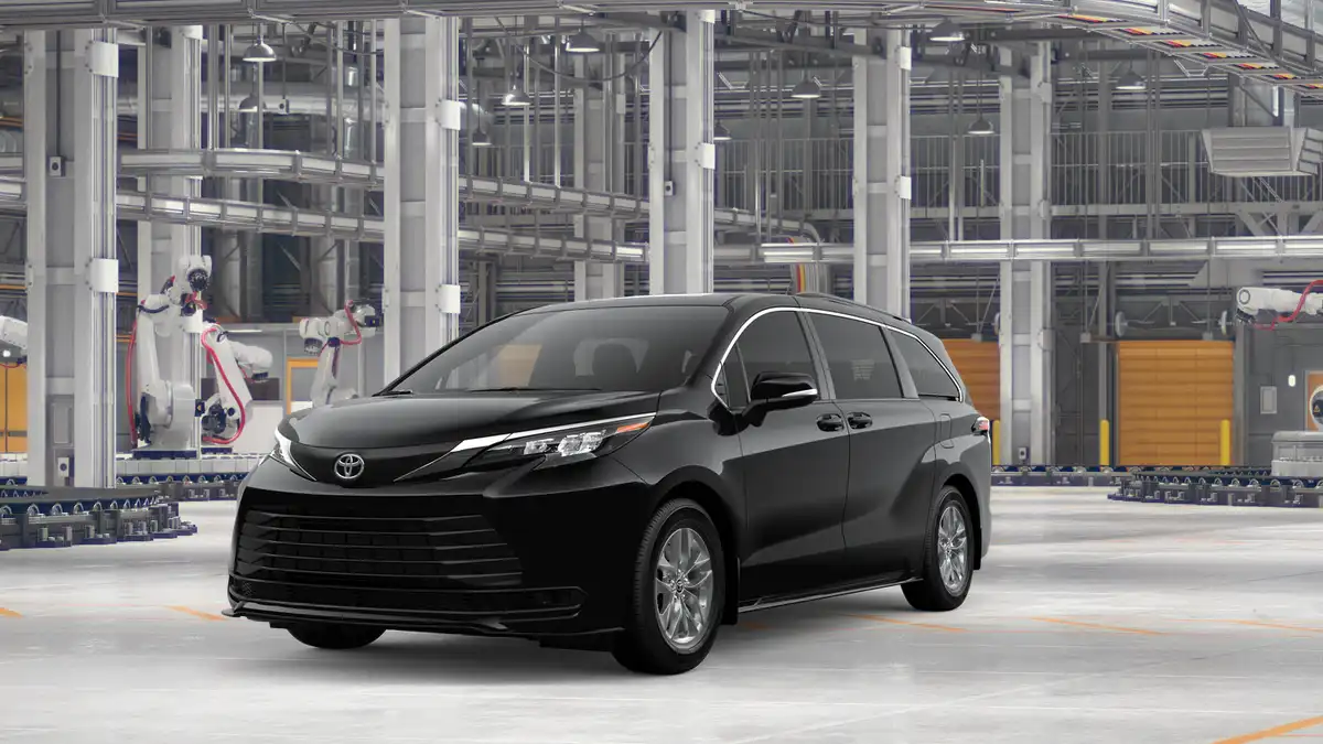 2026 Toyota Sienna LE 8-Passenger Hybrid FWD's photo