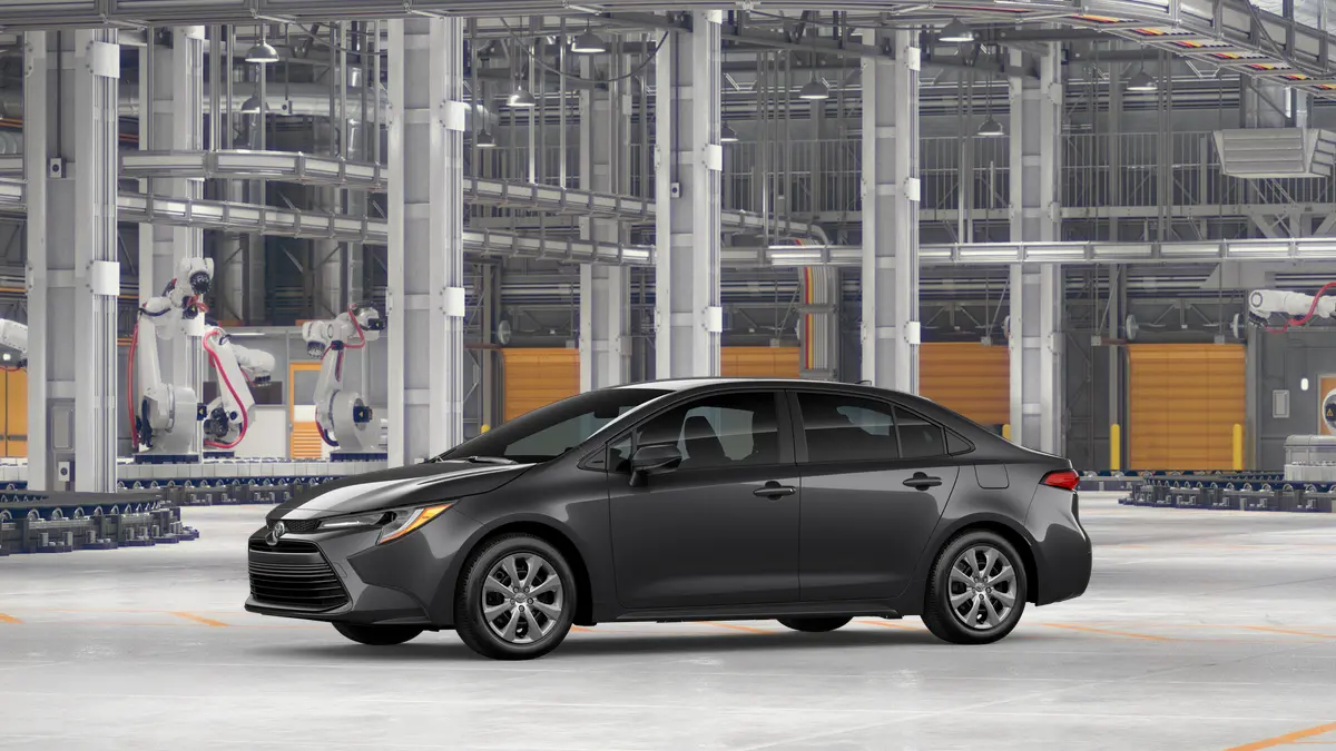 2026 Toyota Corolla LE CVT photo 3