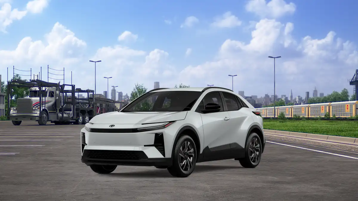 2026 Toyota C-HR SE AWD's photo