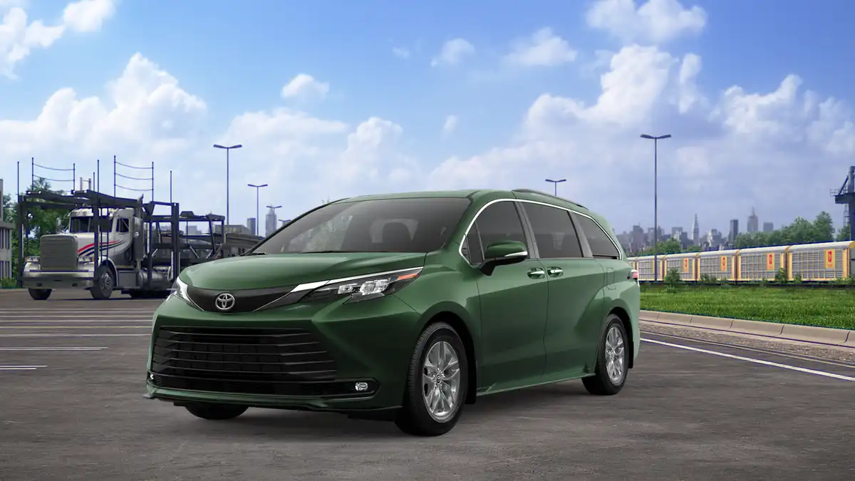 2026 Toyota Sienna XLE 8-Passenger Hybrid FWD's photo