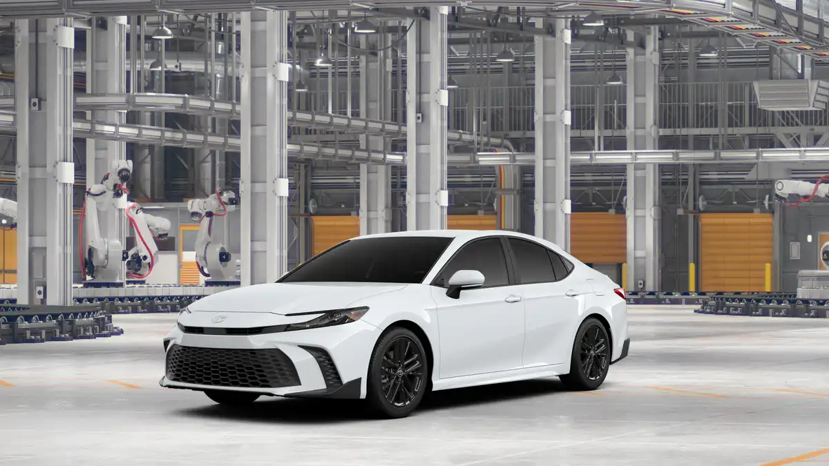 2026 Toyota Camry SE Hybrid's photo