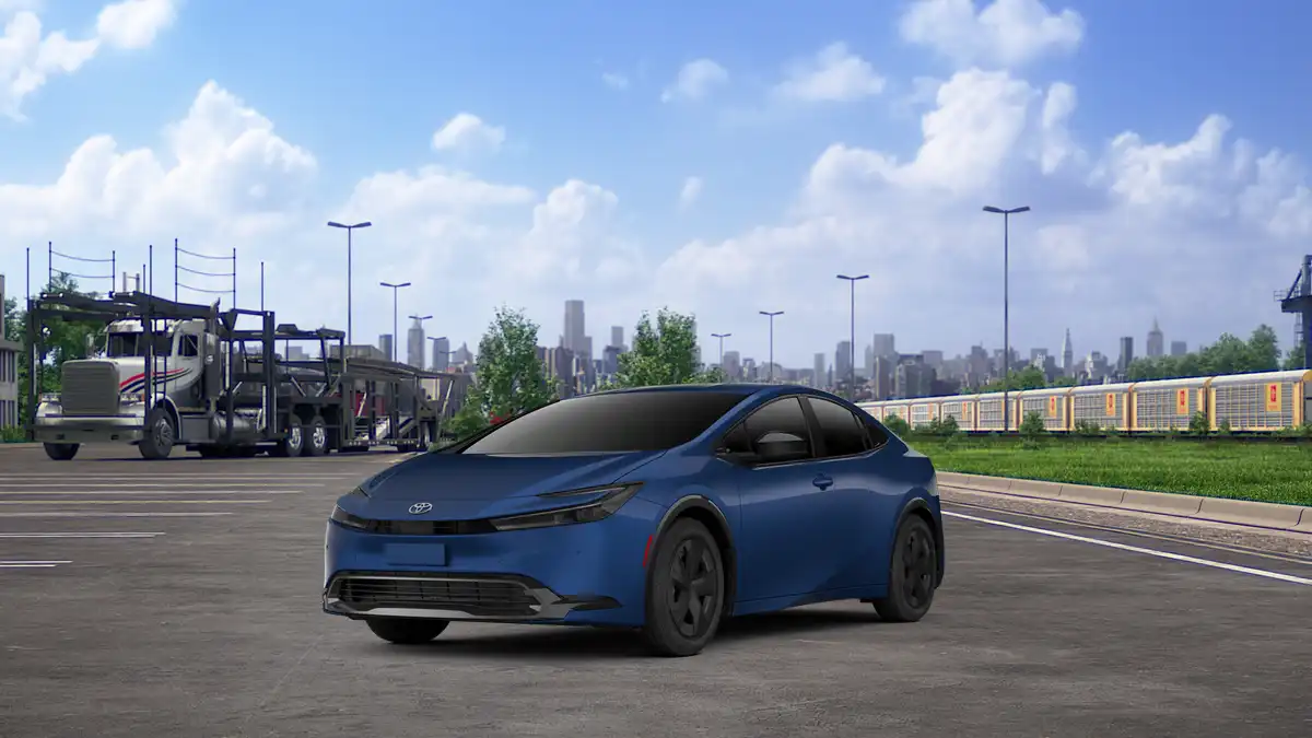 2026 Toyota Prius LE FWD's photo
