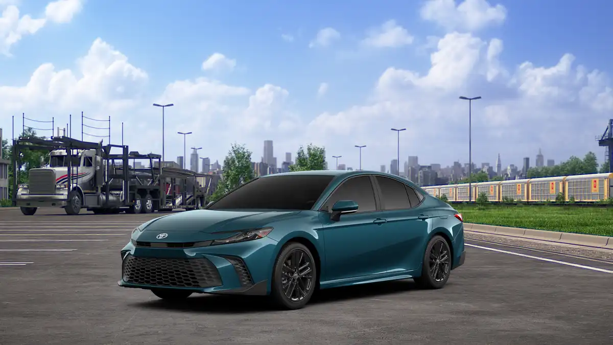 2026 Toyota Camry SE Hybrid's photo