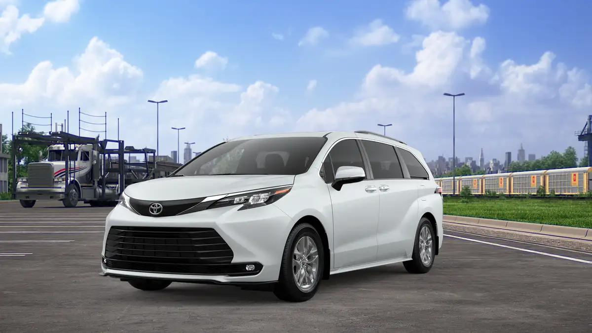 2026 Toyota Sienna XLE 7-Passenger Hybrid AWD's photo