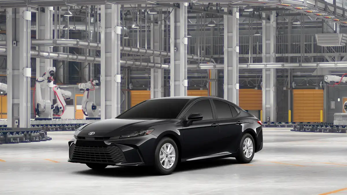 2026 Toyota Camry LE Hybrid's photo