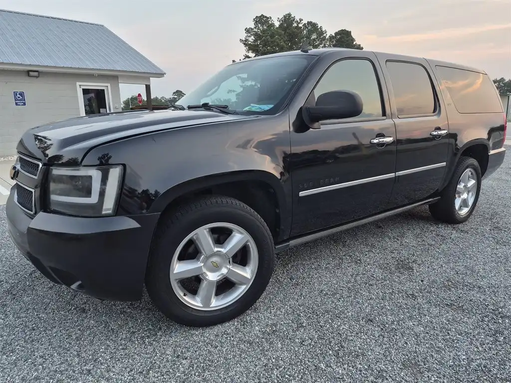2014 Chevrolet Suburban 2WD 1500 LTZ's photo