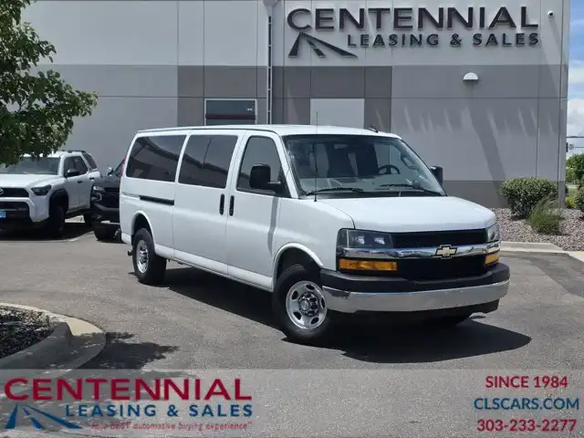 2024 Chevrolet Express 3500 LT Extended's photo