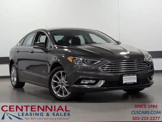 2017 Ford Fusion Plug-In Hybrid SE Luxury's photo