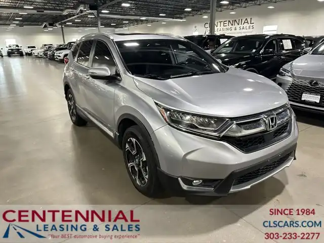 2017 Honda CR-V Touring AWD's photo