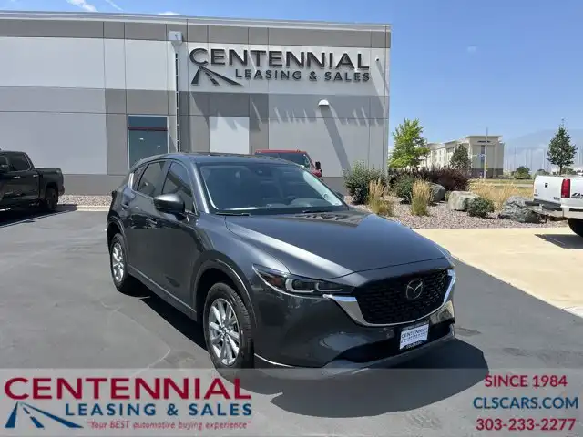 2024 Mazda CX-5 S Preferred package Auto AWD's photo