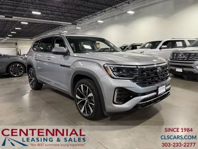 2024 Volkswagen Atlas 2.0T SEL Premium R-Line 4MOTION's photo