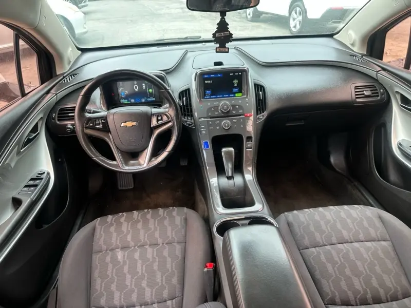 2015 Chevrolet Volt Base photo 5