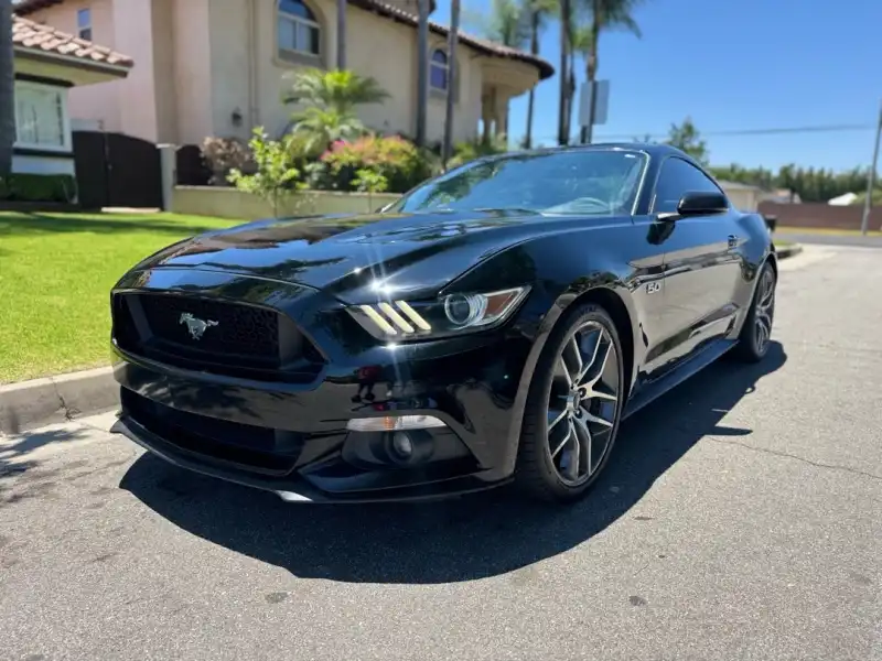 2015 Ford Mustang GT Coupe Premium's photo