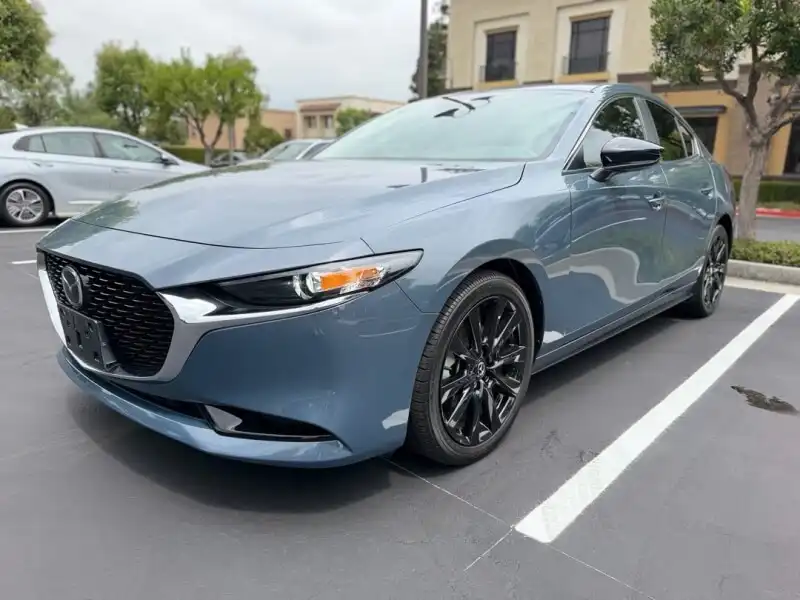 2024 Mazda CX-3 2.5 Carbon Ed. AT 4-Door SKYACTIV AWD's photo