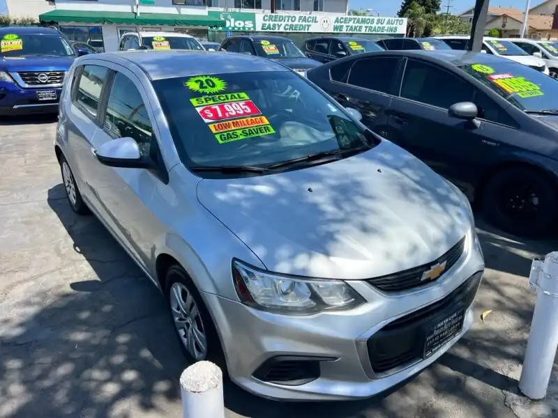 2020 Chevrolet Sonic LT's photo