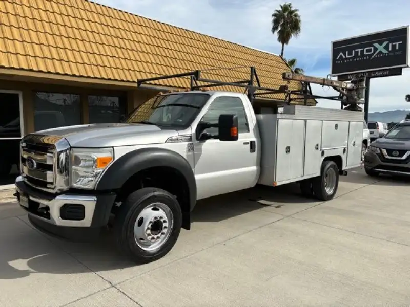 2012 Ford F-550 XLT DRW SD's photo