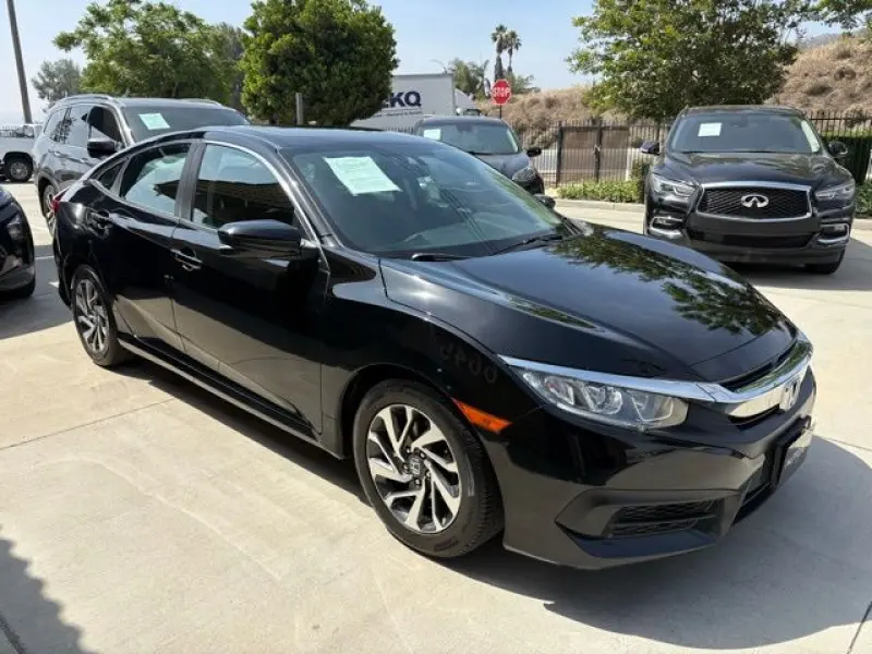 2017 Honda Civic EX CVT photo 4