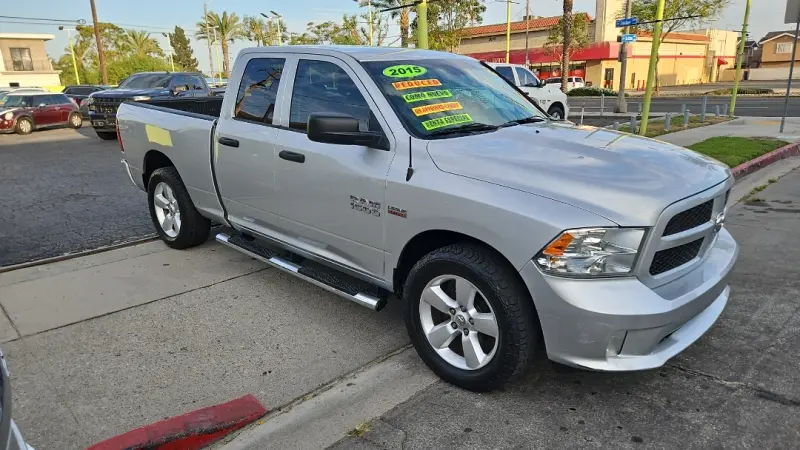 2015 RAM 1500 Express Quad Cab photo 4