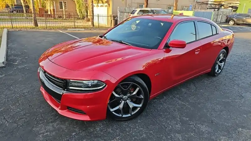 2015 Dodge Charger R/T's photo
