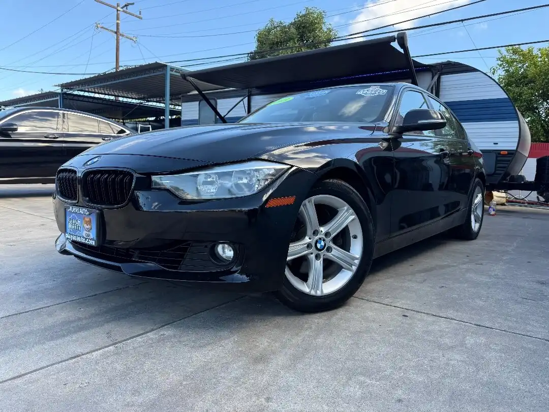 2013 BMW 3 Series 328i Sedan SULEV's photo